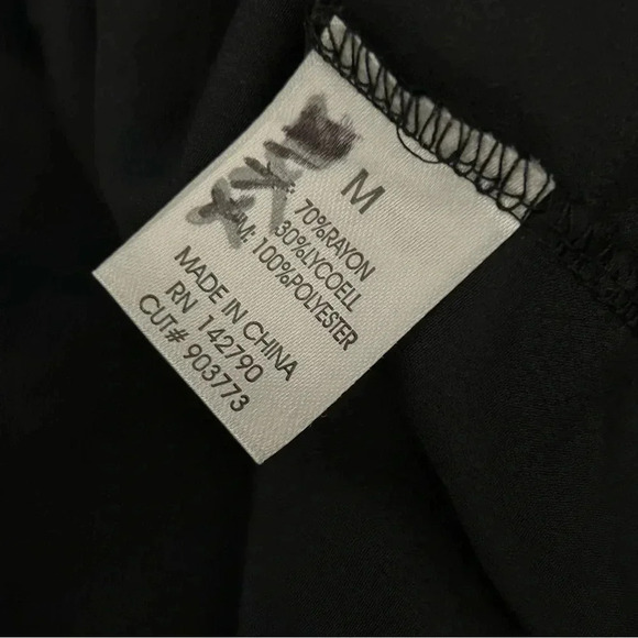 BCBGMaxAzria top  M - Picture 7 of 11